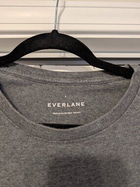 Everlane Crewneck Tee Charcoal Gray Short Sleeve Casual Basic
